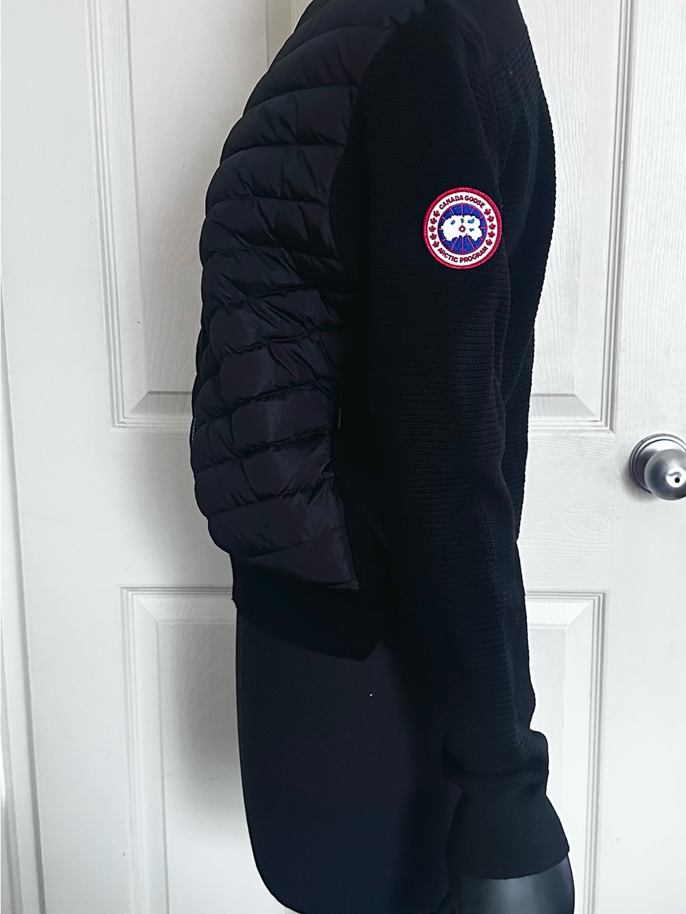 Canada Goose Black Hybrid knit women’s